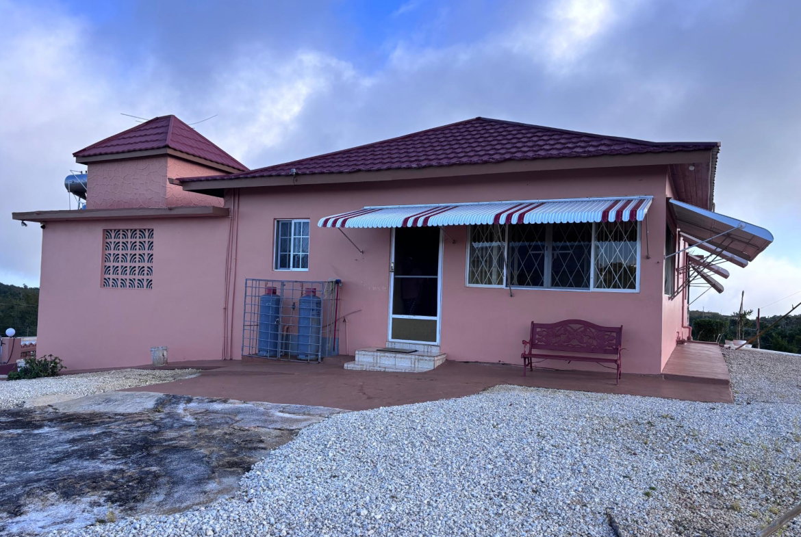 Sixth image of Corby, Munro in Southfield, St. Elizabeth, Jamaica - property is For Sale