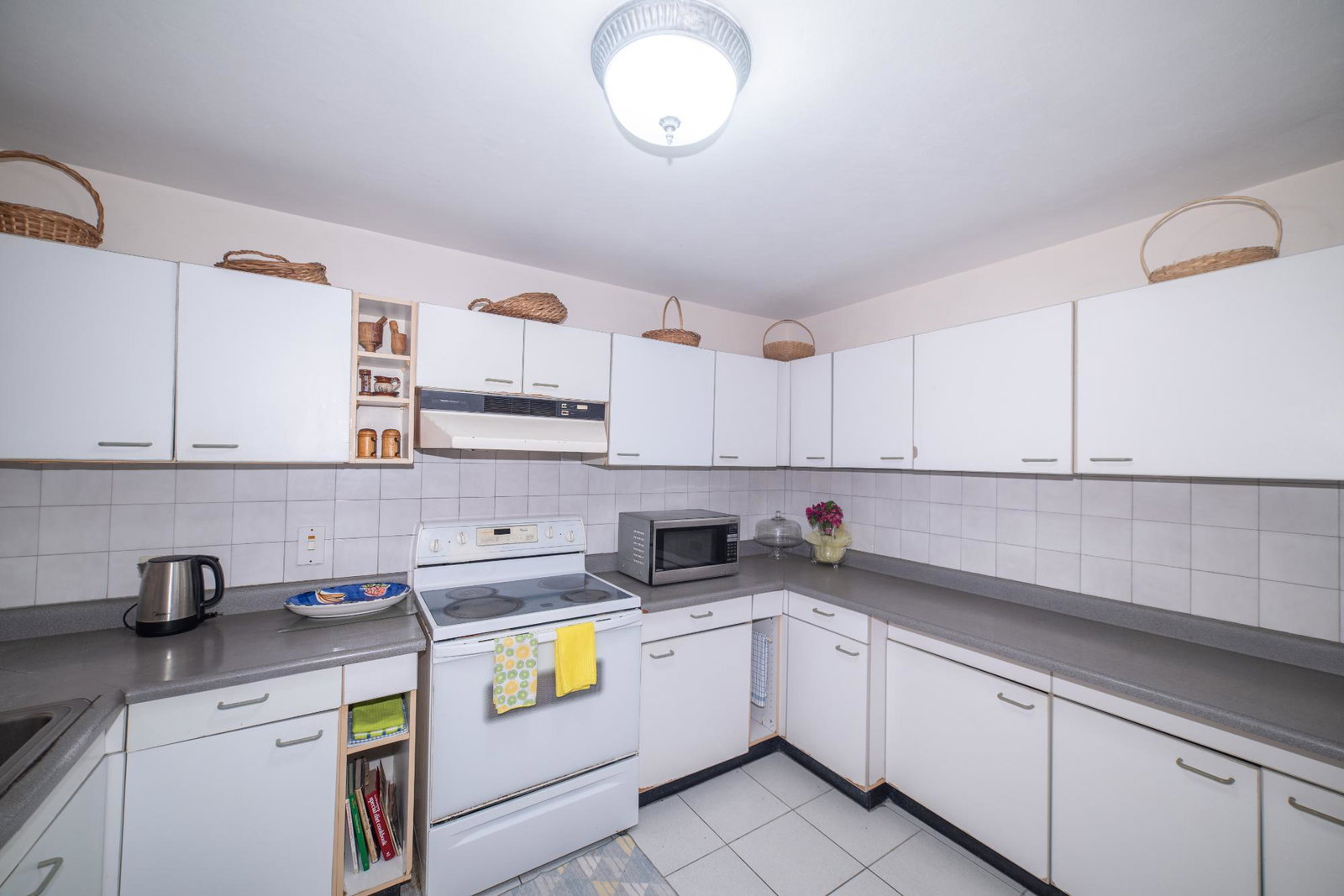 Thirteenth image of 1-2 Dillsbury Avenue in Kingston 6, St. Andrew, Jamaica - property is For Sale