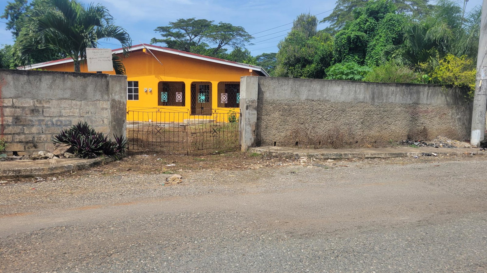 Charming-3-Bedroom-Home-for-Sale-in-Watermount-St.-Catherine Second image of Watermount, St. Catherine in Watermount, St. Catherine, Jamaica - property is For Sale
