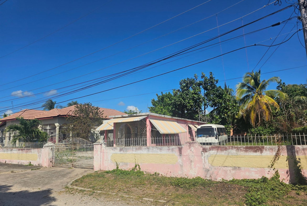 Sixteenth image of 25 Christine Way, Old Harbou in Old Harbour, St. Catherine, Jamaica - property is For Sale