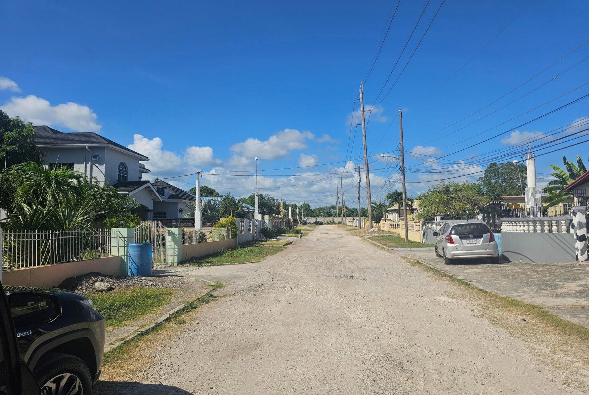Seventeenth image of 25 Christine Way, Old Harbou in Old Harbour, St. Catherine, Jamaica - property is For Sale