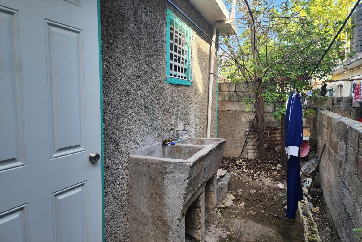 Eleventh image of 486 Laurel Court in SouthBoro, St. Catherine, Jamaica - property is For Sale