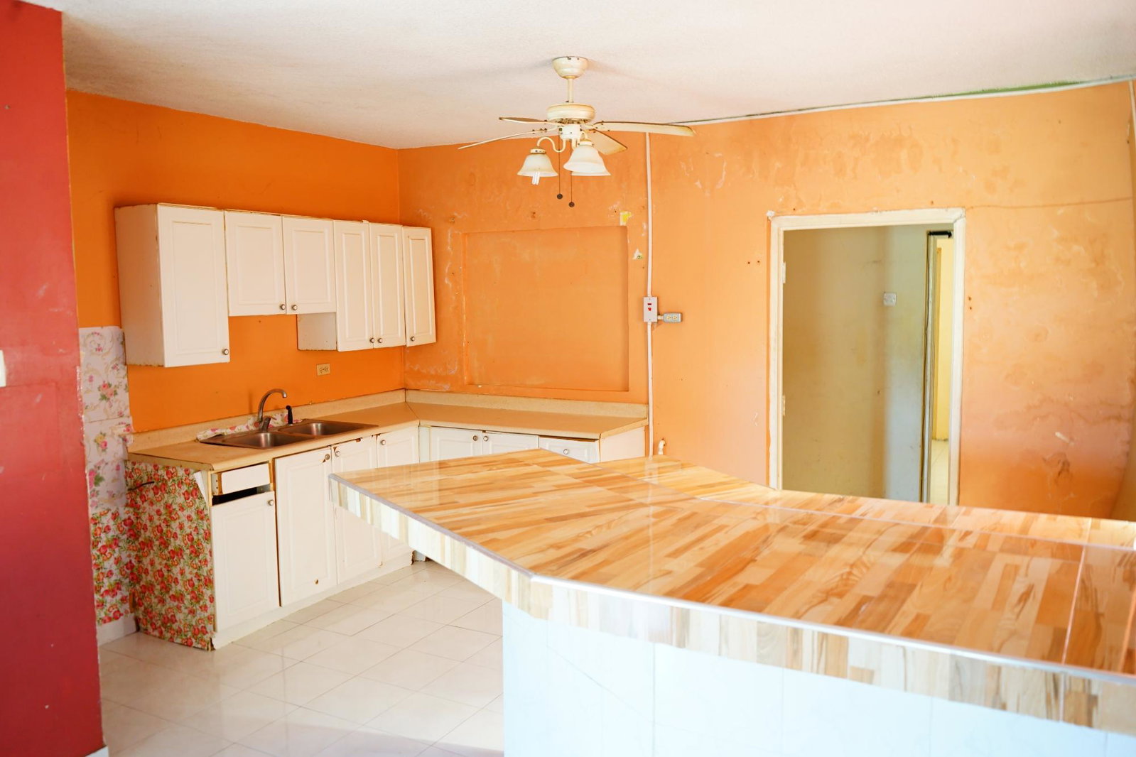 Seventh image of 40 Longwood Estate in Santa Cruz, St. Elizabeth, Jamaica - property is For Sale