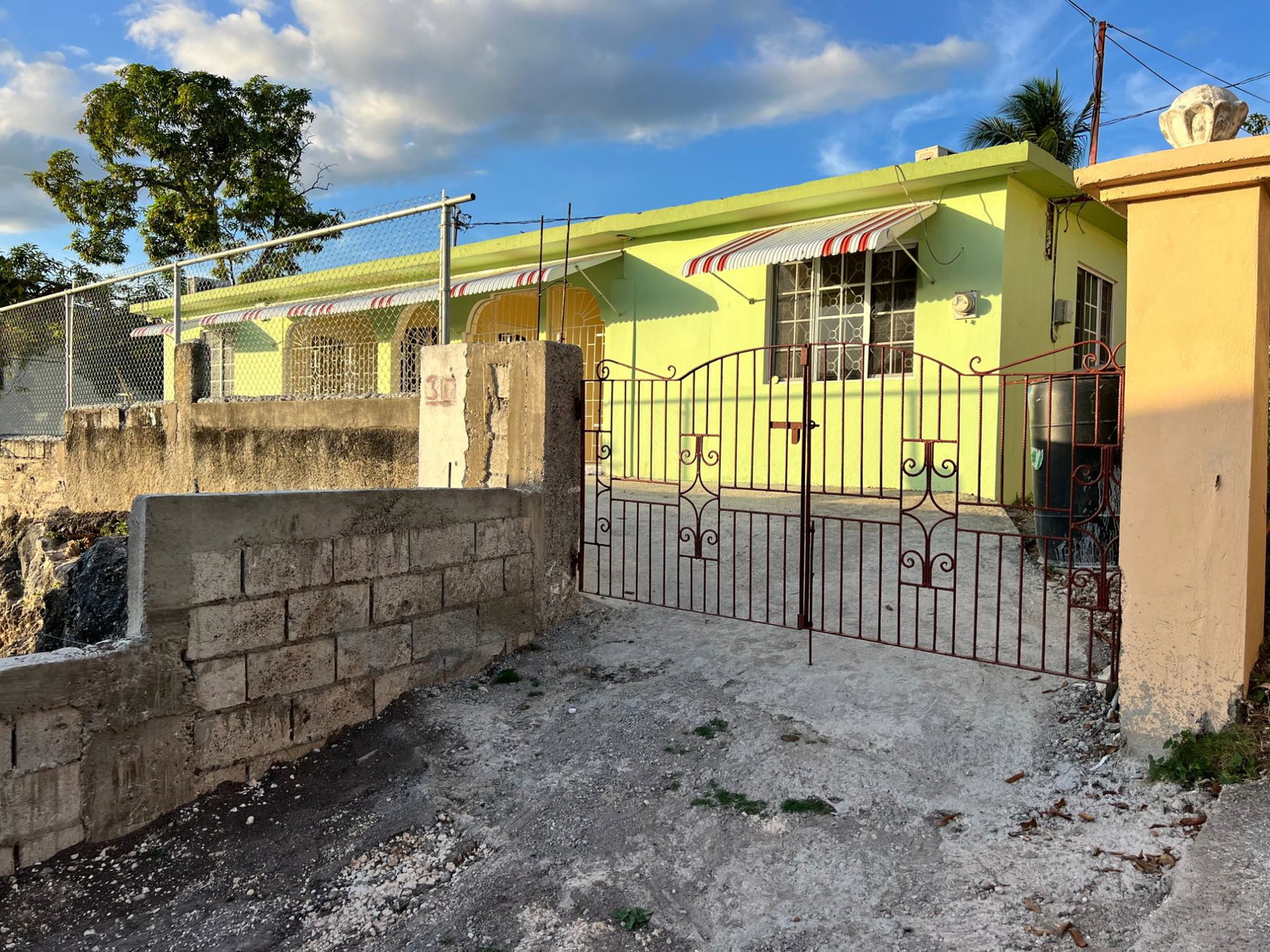 Charming-4-Bedroom-Home-for-Rent-in-Mineral-Heights-Jamaica Second image of Lot 317- Sulphur Close, Mineral he in Mineral Heights, Clarendon, Jamaica - property is For Rent