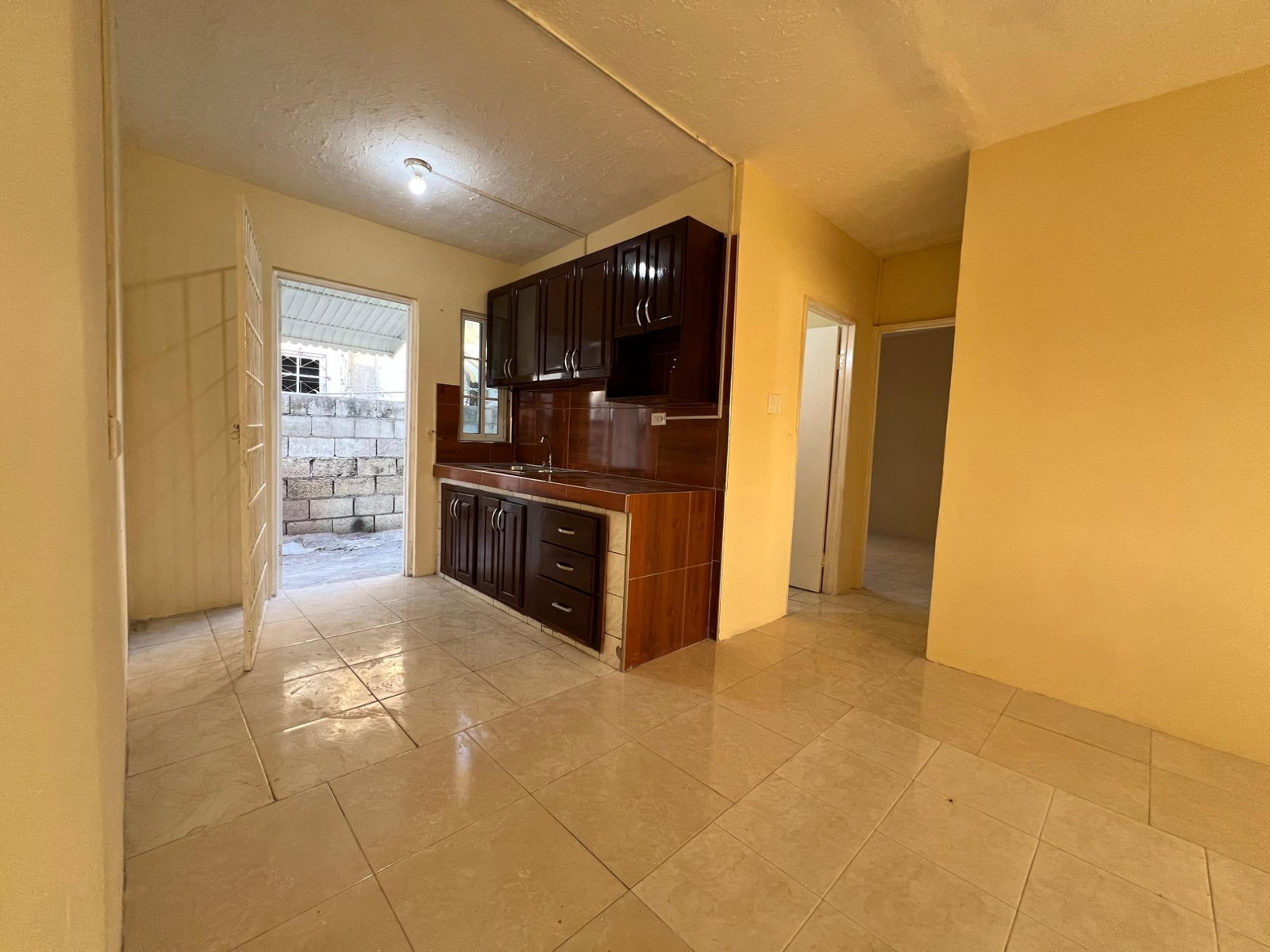 Charming-4-Bedroom-Home-for-Rent-in-Mineral-Heights-Jamaica Thirteenth image of Lot 317- Sulphur Close, Mineral he in Mineral Heights, Clarendon, Jamaica - property is For Rent