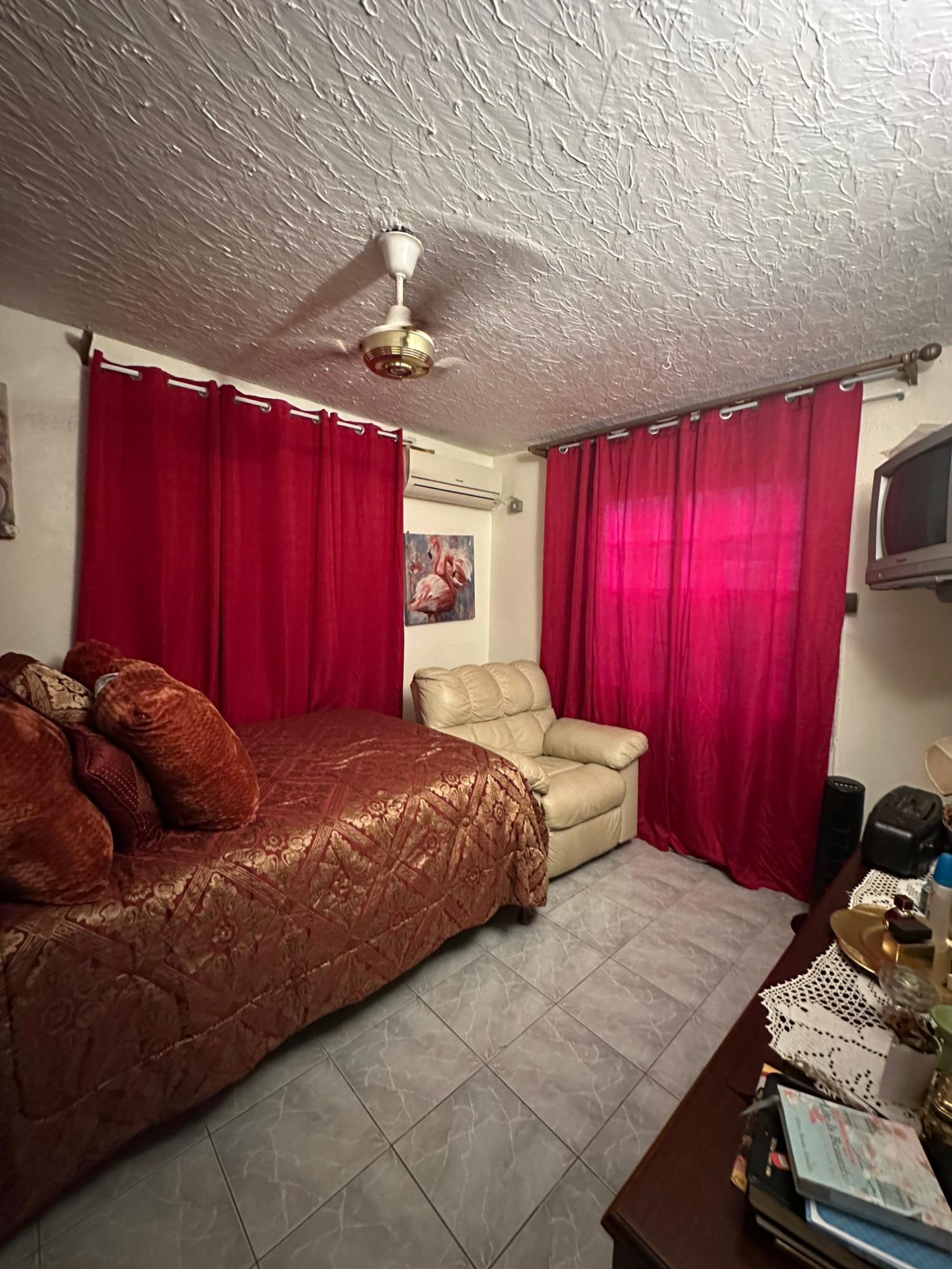 Eleventh image of 29 Linscott Ave in Kingston 19, St. Andrew, Jamaica - property is For Sale
