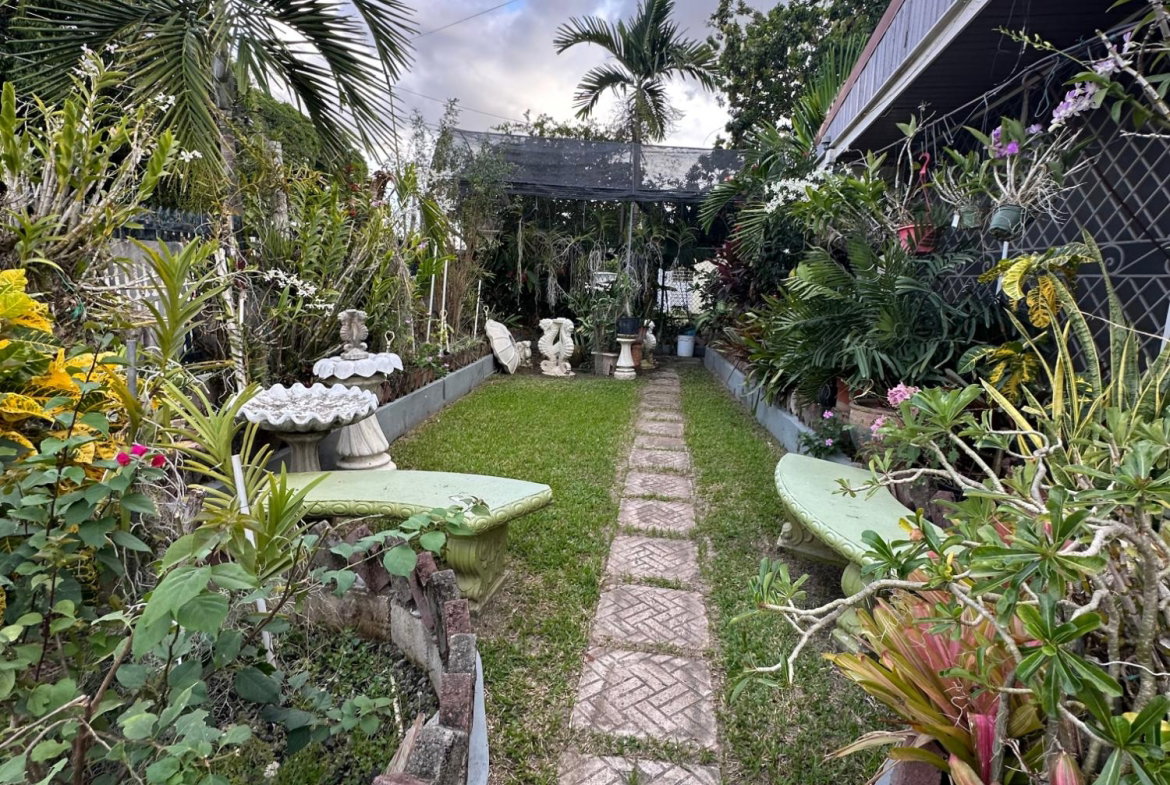 Third image of 29 Linscott Ave in Kingston 19, St. Andrew, Jamaica - property is For Sale