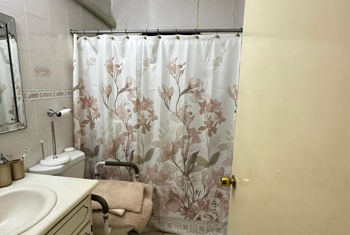 Eighth image of 29 Linscott Ave in Kingston 19, St. Andrew, Jamaica - property is For Sale