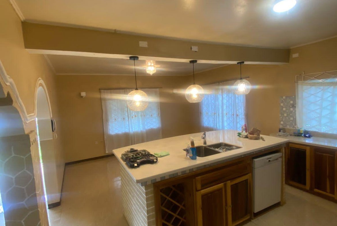 Second image of 7 Wint Way in Mandeville, Manchester, Jamaica - property is For Rent