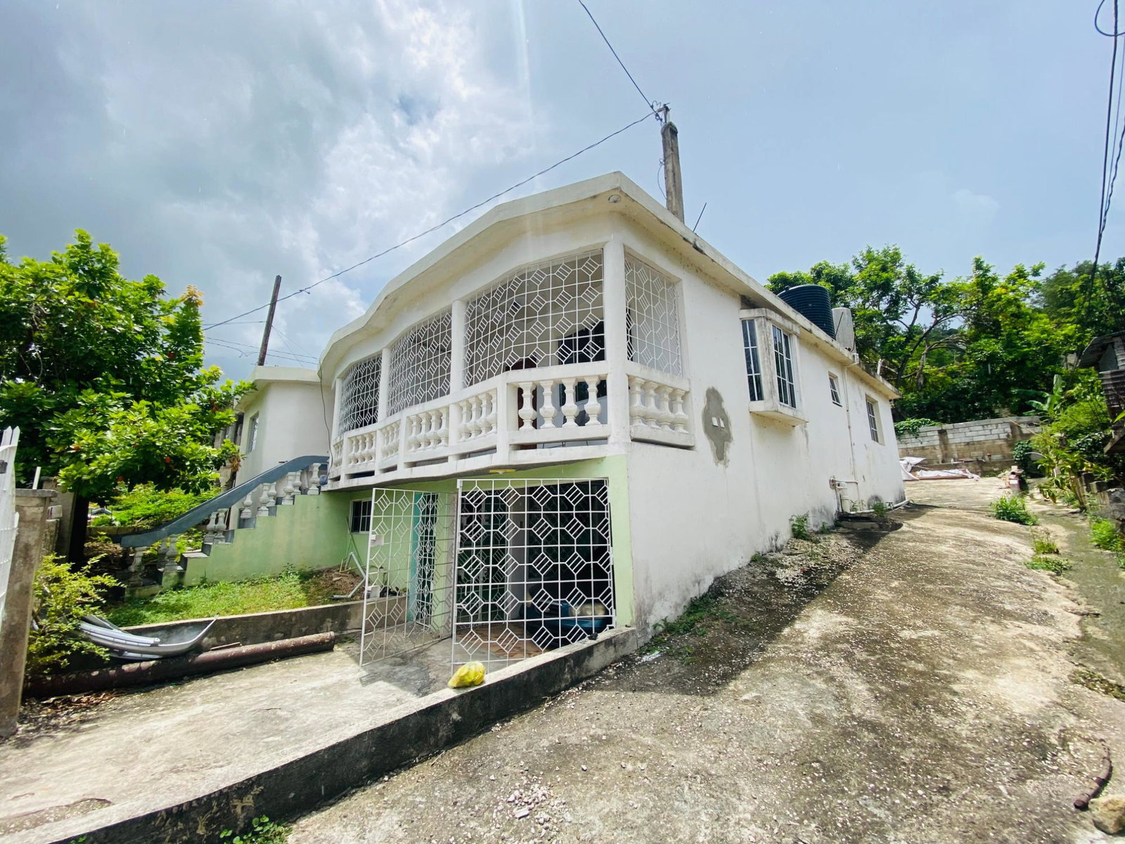Charming-5-Bedroom-Home-for-Sale-in-Norwood-Jamaica Fourth image of 475 Church Lane Blvd Norwood in Norwood, St. James, Jamaica - property is For Sale
