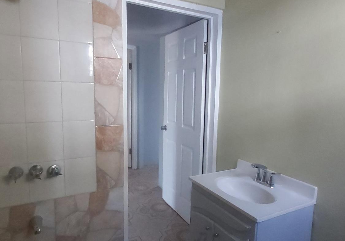 Fourth image of 105 Denbigh in Denbigh, Clarendon, Jamaica - property is For Rent