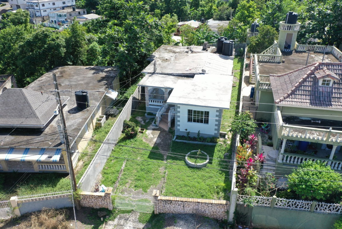 Second image of 351 Robins Close in Montego Bay, St. James, Jamaica - property is For Sale