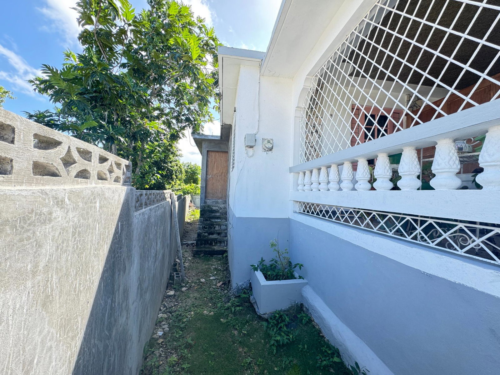 Charming-Bungalow-for-Sale-in-Farm-Heights-St.-James Fourteenth image of 351 Robins Close in Montego Bay, St. James, Jamaica - property is For Sale
