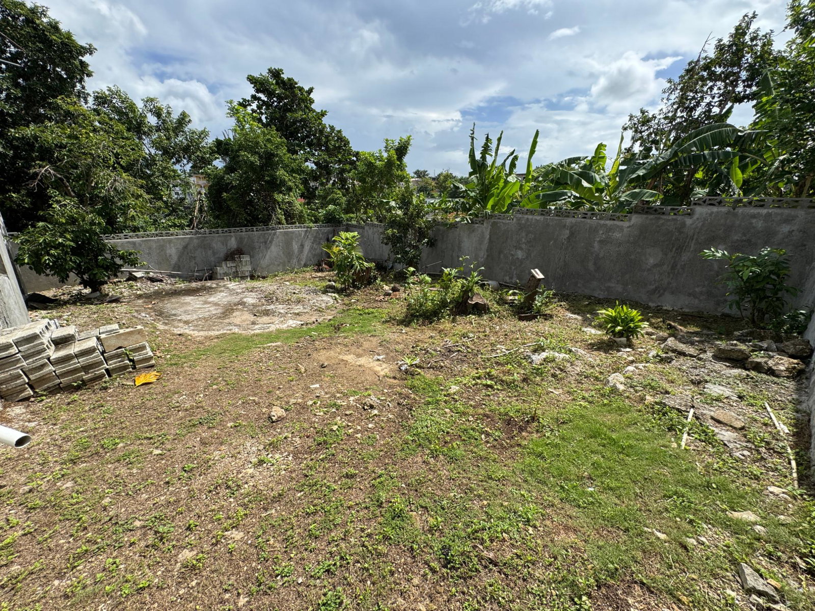 Charming-Bungalow-for-Sale-in-Farm-Heights-St.-James Seventeenth image of 351 Robins Close in Montego Bay, St. James, Jamaica - property is For Sale