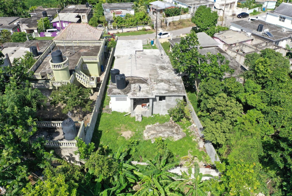 Fifth image of 351 Robins Close in Montego Bay, St. James, Jamaica - property is For Sale