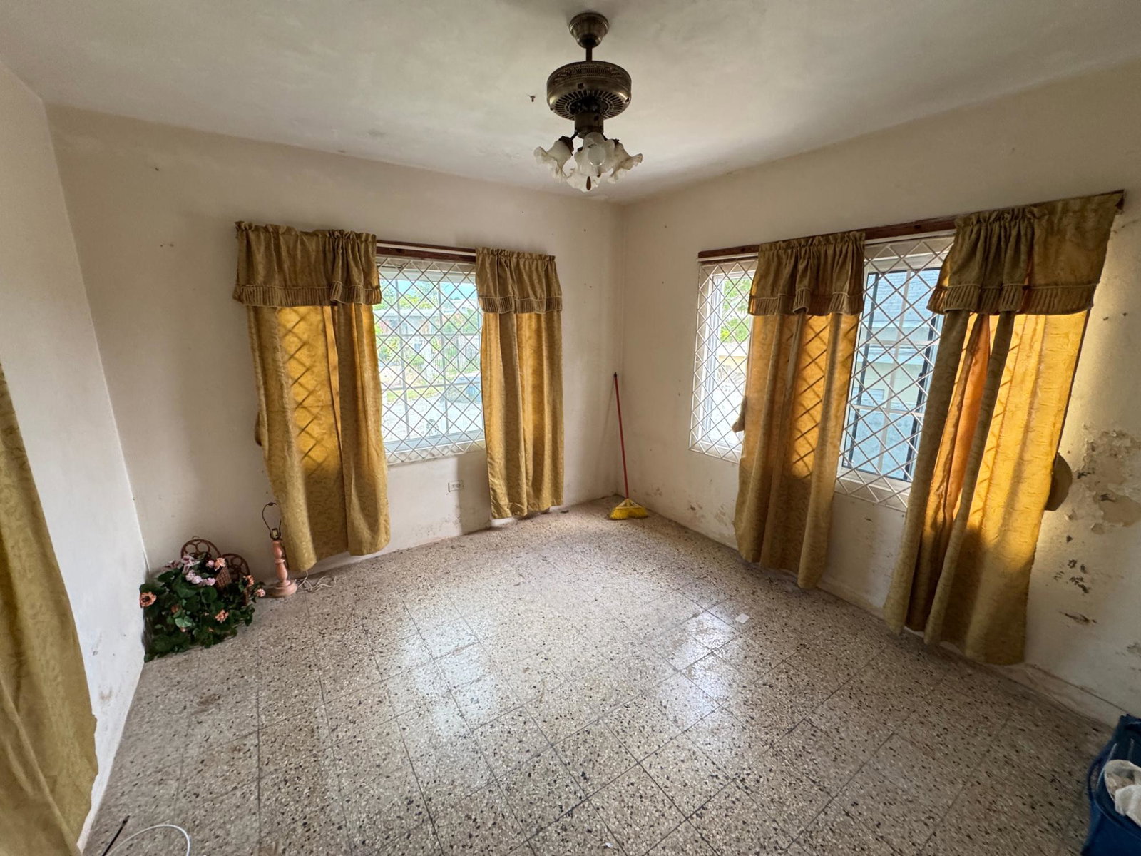 Charming-Bungalow-for-Sale-in-Farm-Heights-St.-James Seventh image of 351 Robins Close in Montego Bay, St. James, Jamaica - property is For Sale