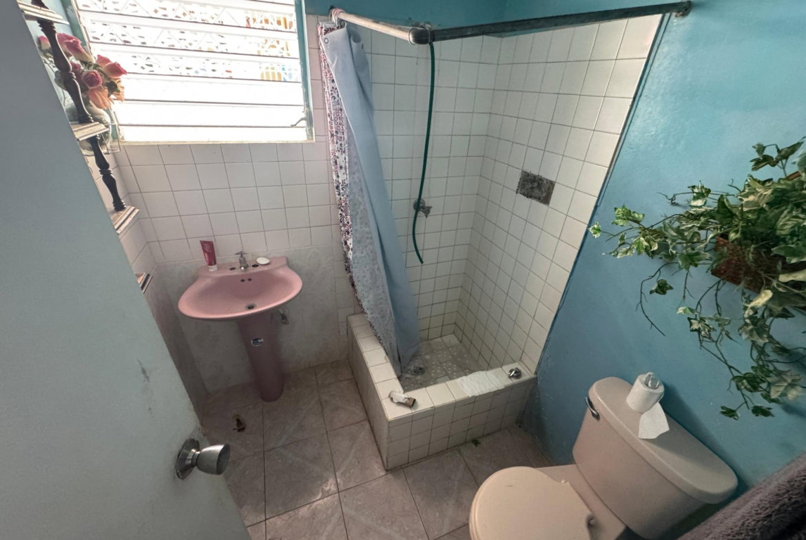 Eighth image of 351 Robins Close in Montego Bay, St. James, Jamaica - property is For Sale