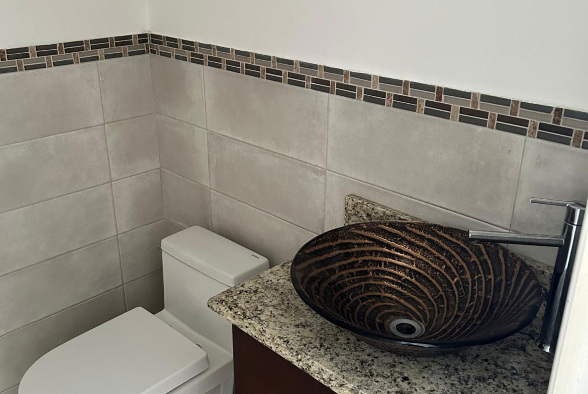 Nineteenth image of 8-2 Sullivan Avenue in CONSTANT SPRING, St. Andrew, Jamaica - property is For Sale