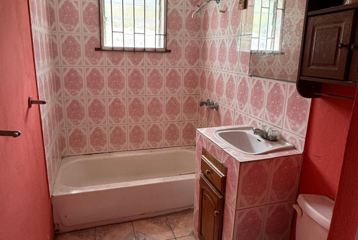Tenth image of Lot 29 Knollis, Bogwalk in Knollis, St. Catherine, Jamaica - property is For Sale
