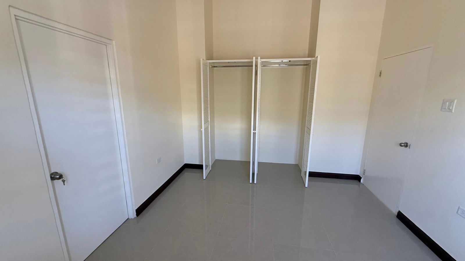 Twenty-Fifth image of 400 Cannon Drive, Colbeck Man in Colbeck, St. Catherine, Jamaica - property is For Rent