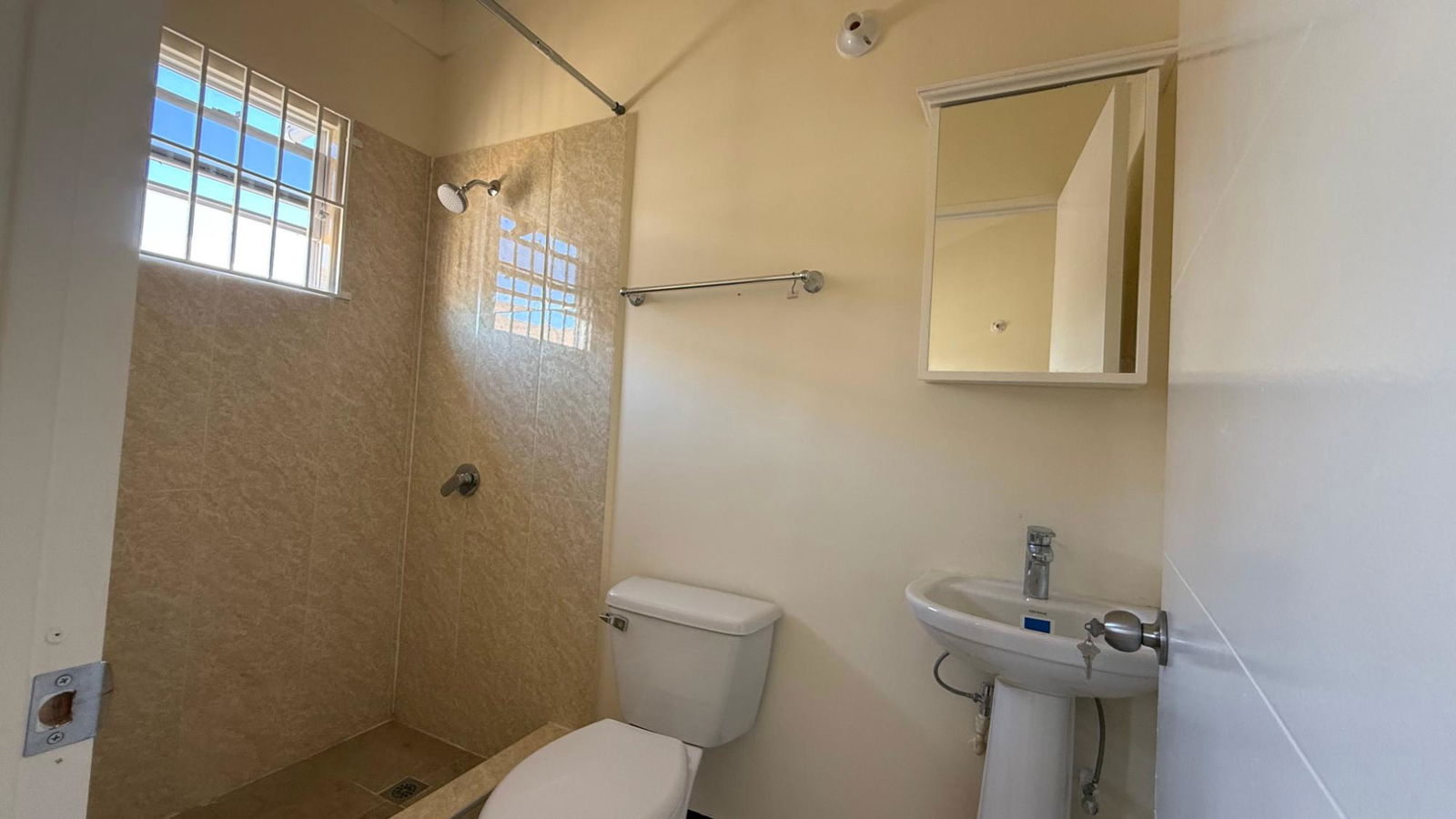 Twenty-Sixth image of 400 Cannon Drive, Colbeck Man in Colbeck, St. Catherine, Jamaica - property is For Rent