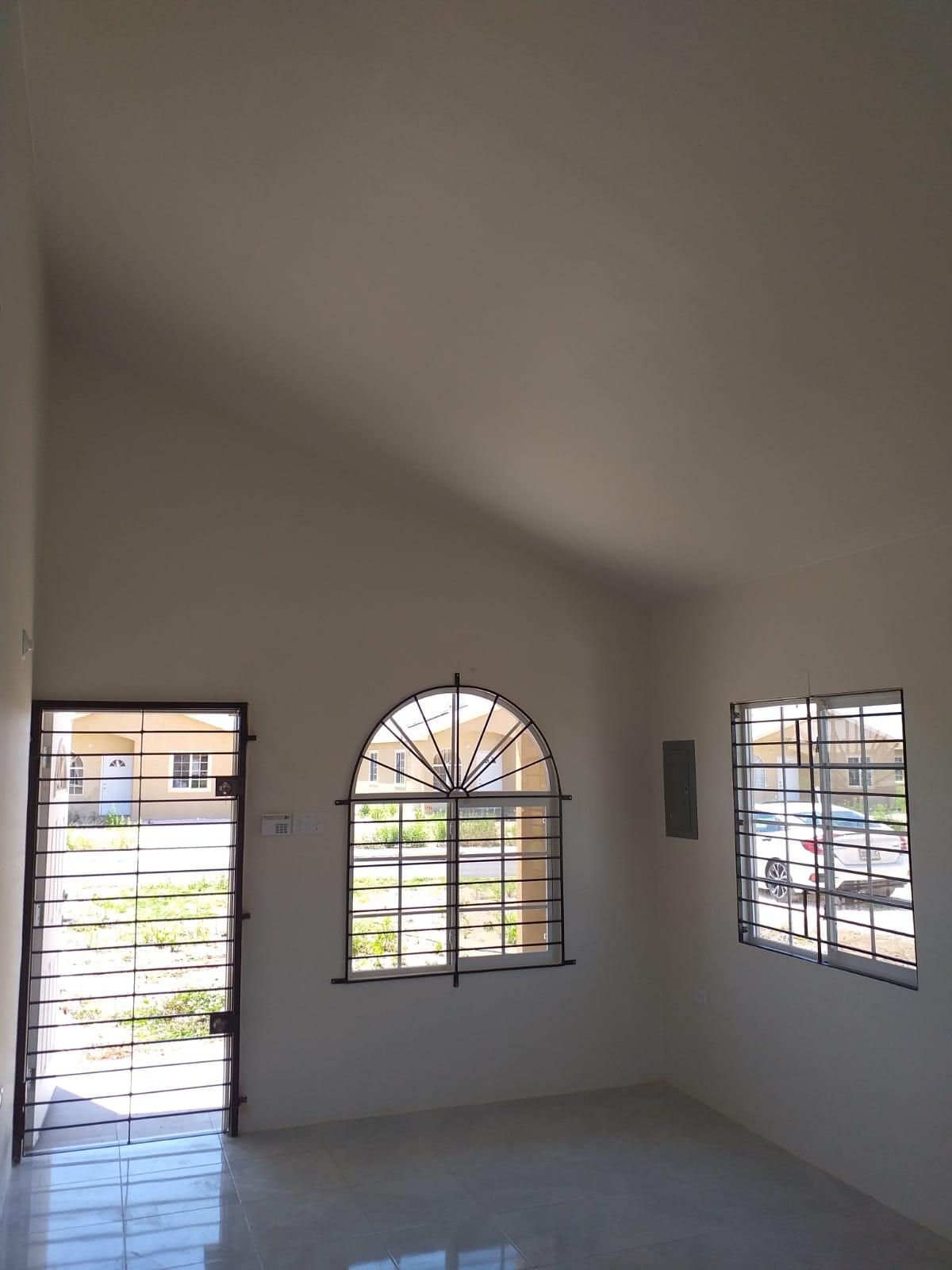 Charming-House-for-Rent-in-Phoenix-Park-Village-St.-Catherine Seventh image of Lot 1718 Sabal Avenue, Phoenix Par in Phoenix Park, St. Catherine, Jamaica - property is For Rent