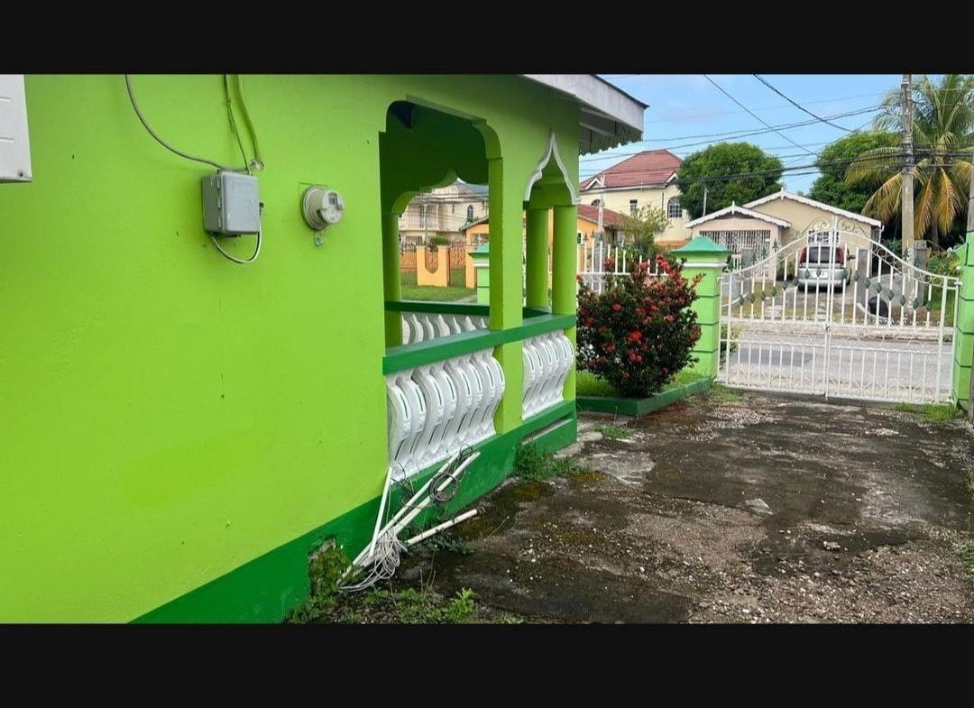 Tenth image of 921 Bogue Boulevard in Bogue Village, St. James, Jamaica - property is For Sale