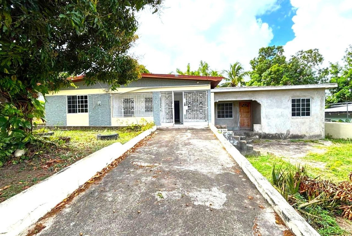 Second image of Castle Keep Road in May Pen, Clarendon, Jamaica - property is For Sale