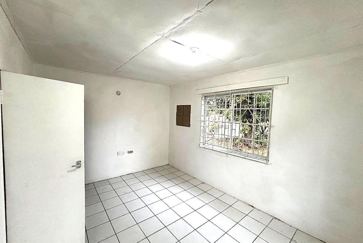 Eleventh image of Castle Keep Road in May Pen, Clarendon, Jamaica - property is For Sale