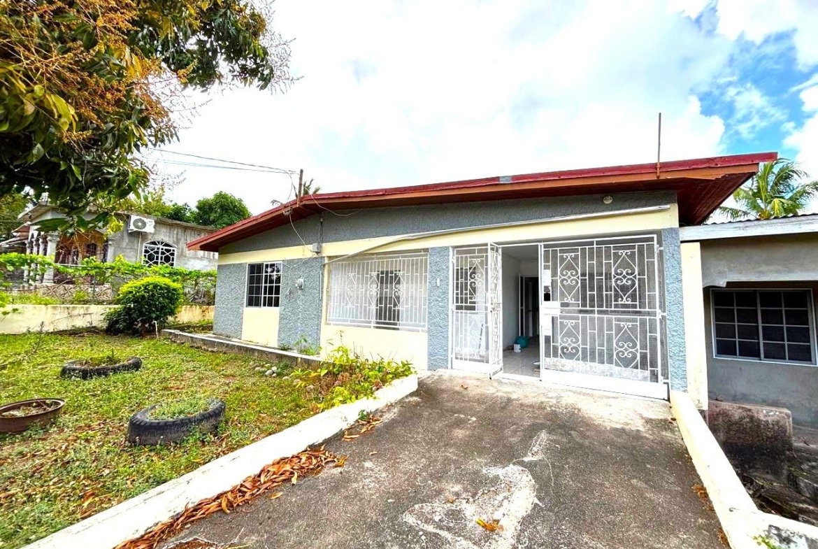 First image of Castle Keep Road in May Pen, Clarendon, Jamaica - property is For Sale