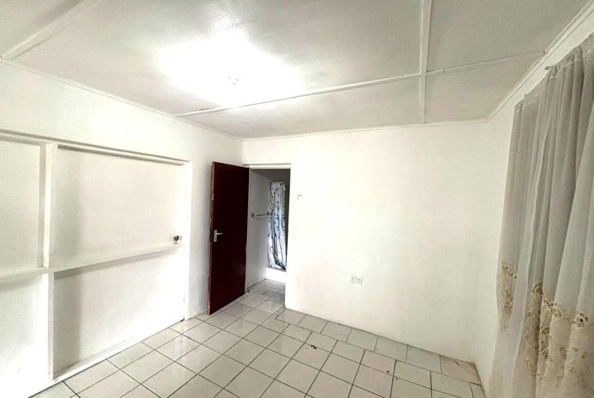 Fourteenth image of Castle Keep Road in May Pen, Clarendon, Jamaica - property is For Sale