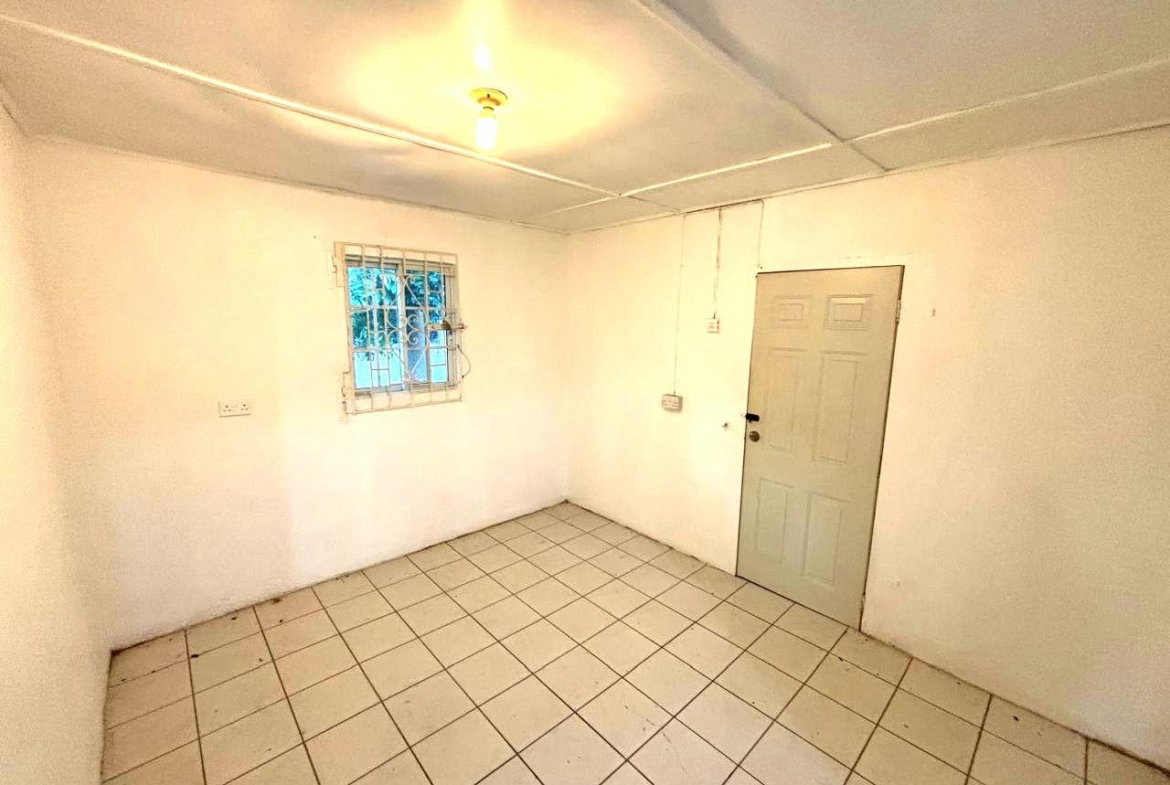 Fifteenth image of Castle Keep Road in May Pen, Clarendon, Jamaica - property is For Sale