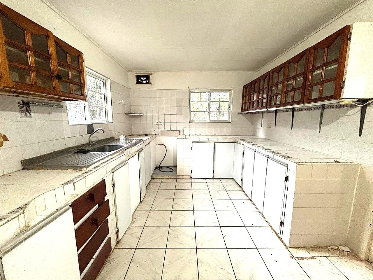 Seventh image of Castle Keep Road in May Pen, Clarendon, Jamaica - property is For Sale