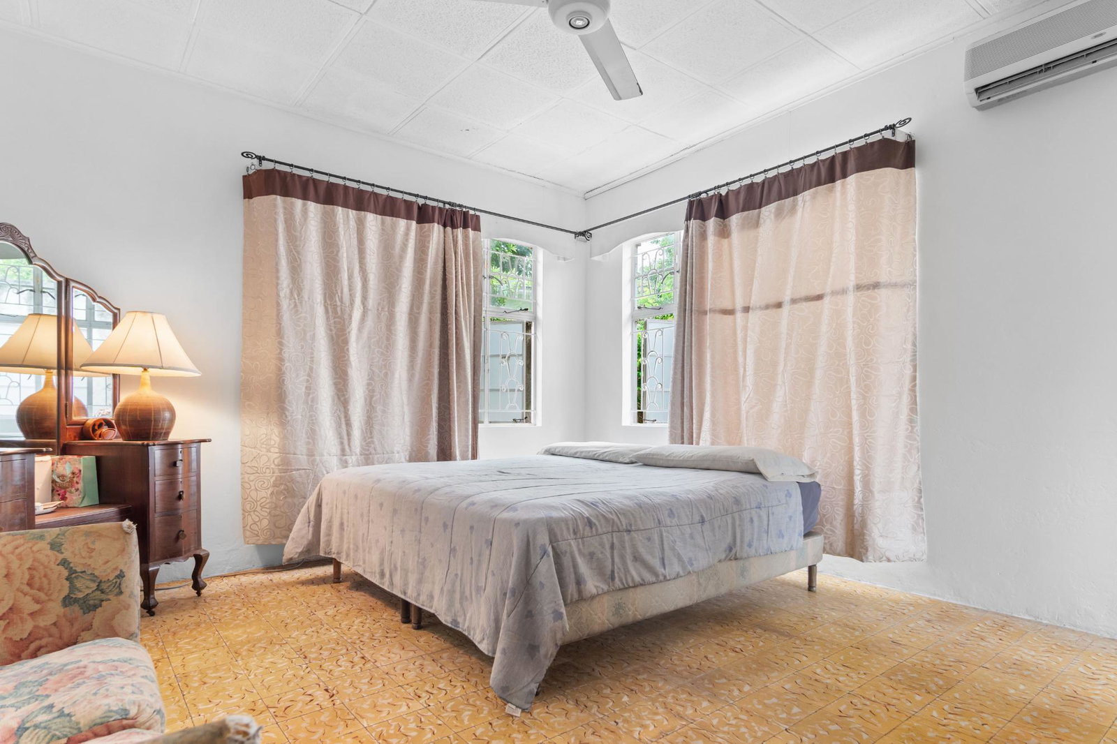 Tenth image of 2 Halliday Drive in Kingston 8, St. Andrew, Jamaica - property is For Sale