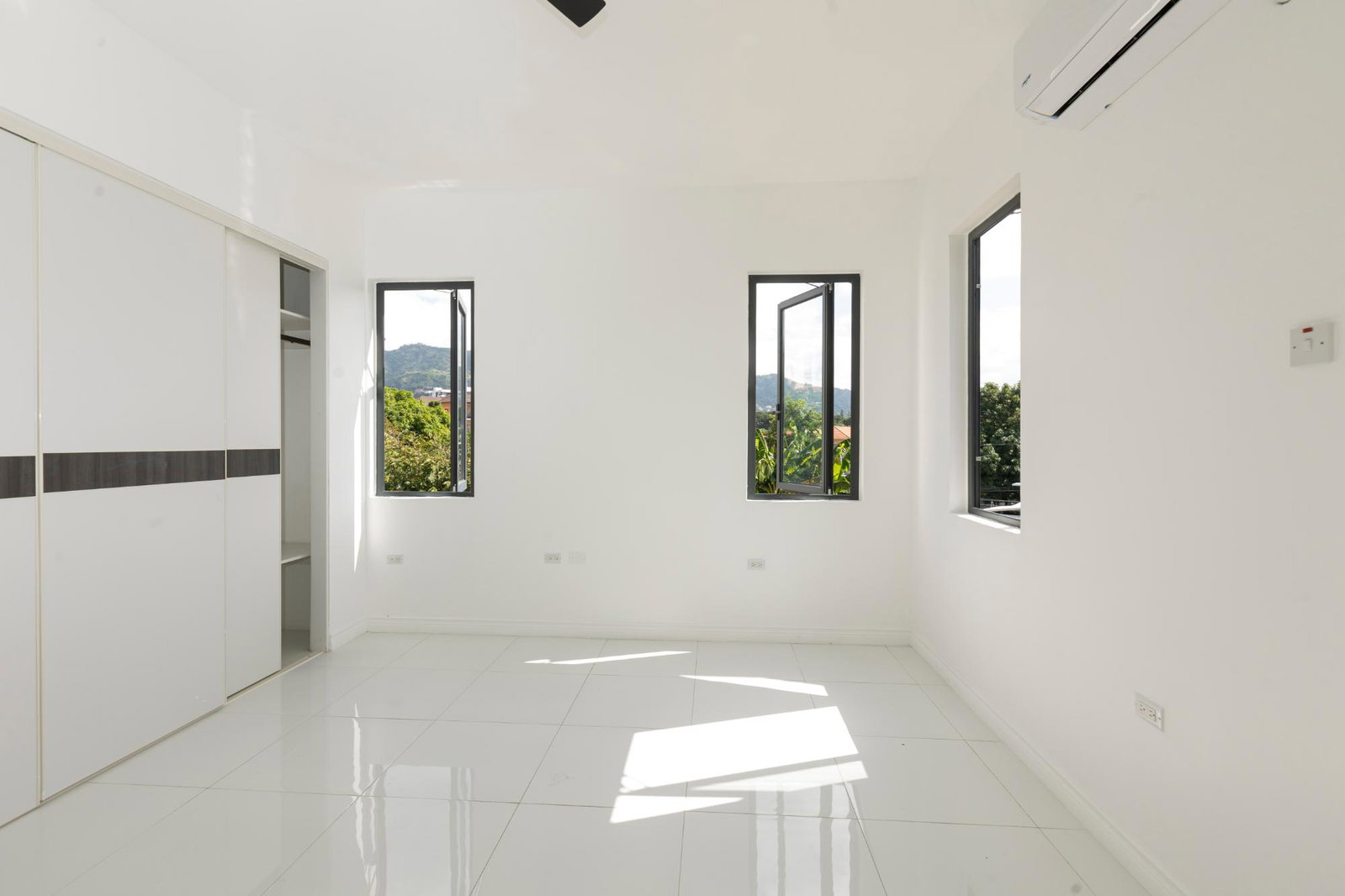 Eleventh image of 5-42 Grosvenor Terrace in Constant Spring P.O., St. Andrew, Jamaica - property is For Rent
