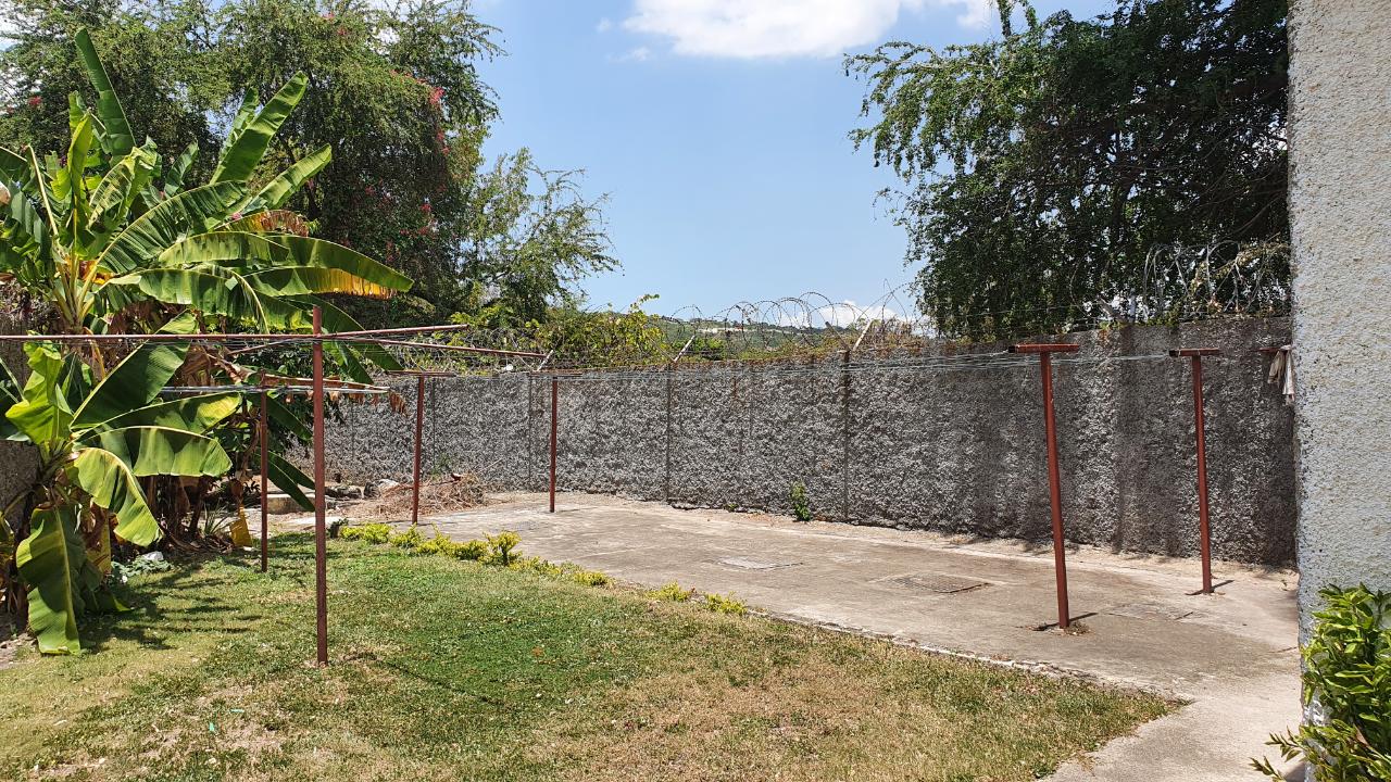 Eleventh image of 4-41a University Crescent in Kingston 6, St. Andrew, Jamaica - property is For Rent