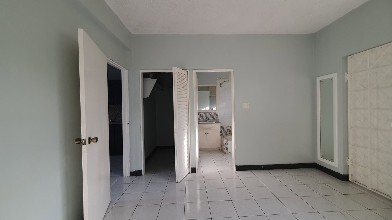 Eighth image of 4-41a University Crescent in Kingston 6, St. Andrew, Jamaica - property is For Rent