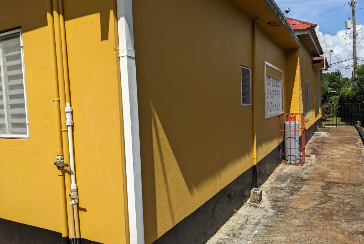 Twenty-First image of River View Exchange in Ocho Rios, St. Ann, Jamaica - property is For Sale