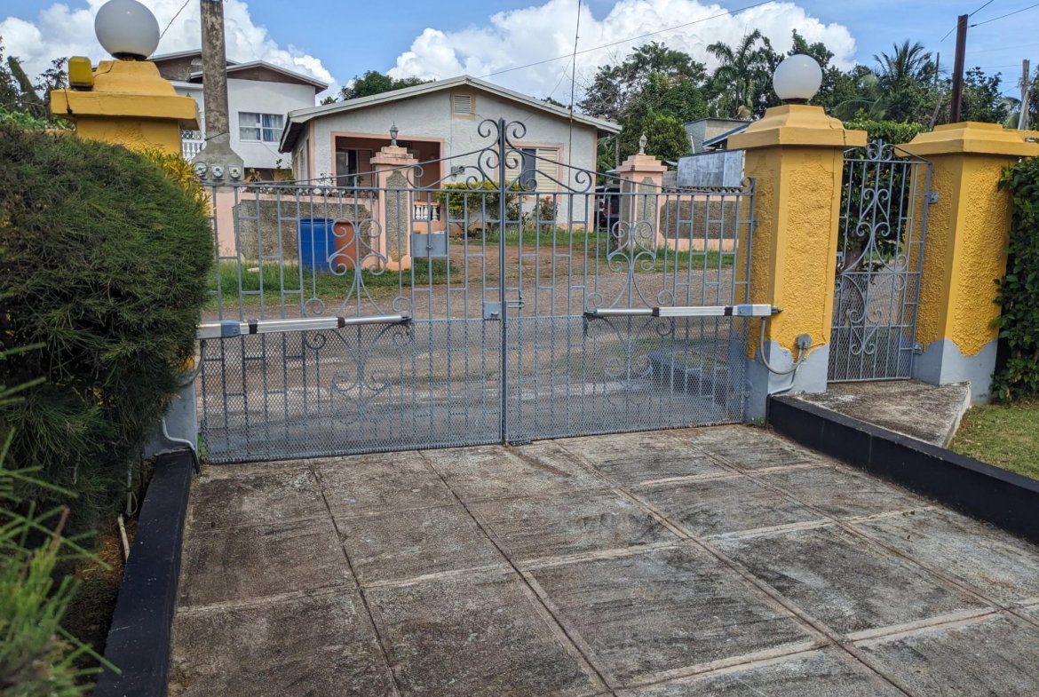 Twenty-Seventh image of River View Exchange in Ocho Rios, St. Ann, Jamaica - property is For Sale
