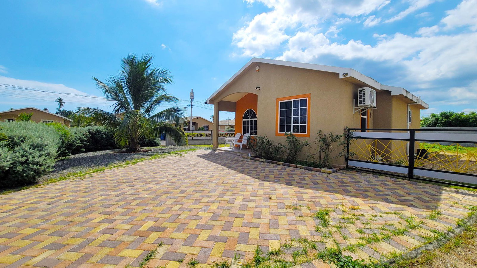 Second image of 1017- Phoenix Park Village in Phoenix Park, St. Catherine, Jamaica - property is For Sale