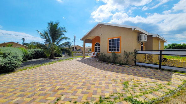 Second image of 1017- Phoenix Park Village in Phoenix Park, St. Catherine, Jamaica - property is For Sale