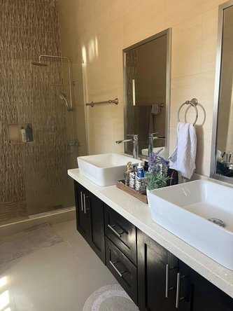 Seventh image of 14-11 1/2 Grovesnor Terrace in Kingston 8, St. Andrew, Jamaica - property is For Rent