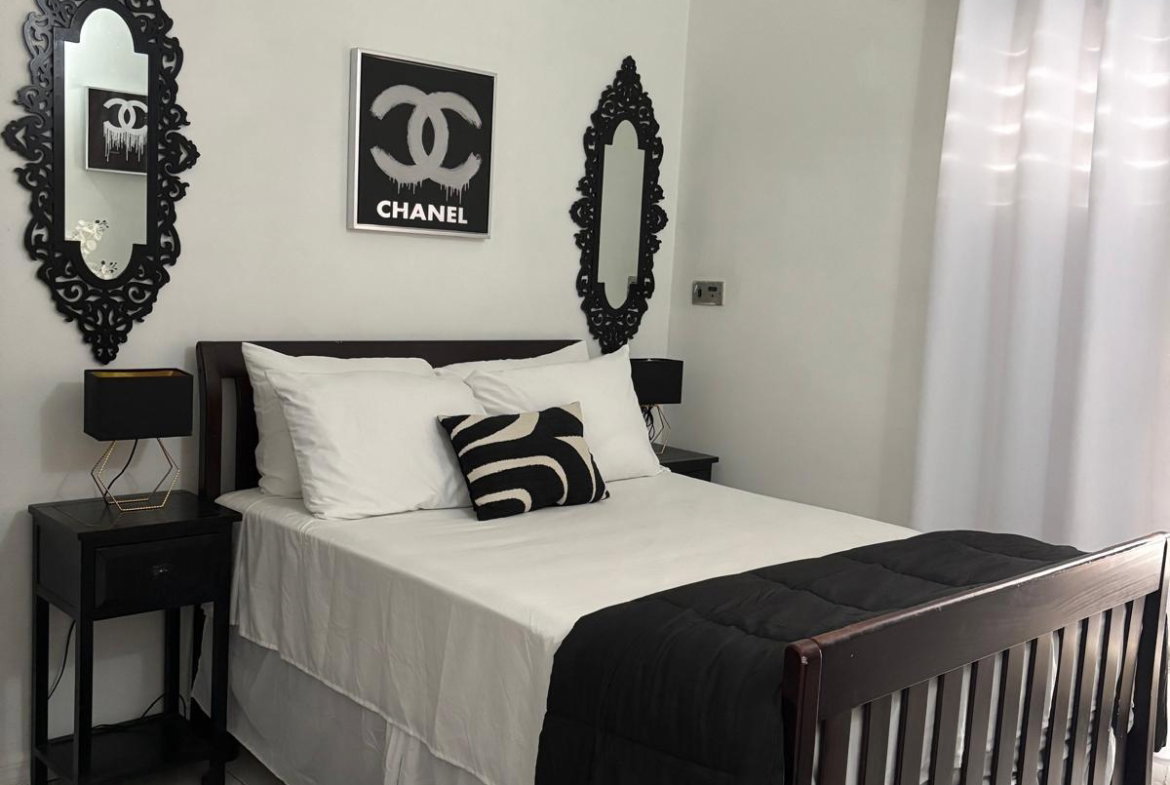 Eighteenth image of 12 Ravinia Terrace Kingston in Kingston 6, St. Andrew, Jamaica - property is For Rent