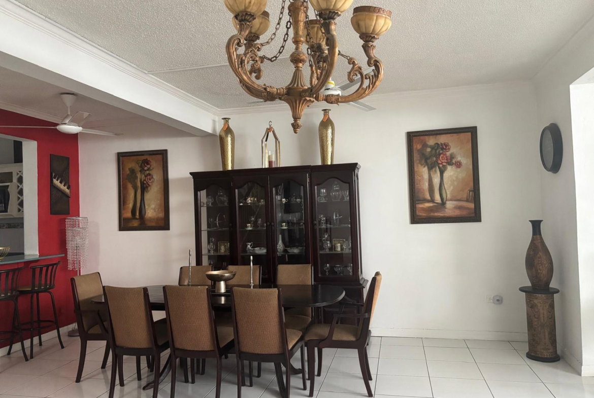 Fifth image of 12 Ravinia Terrace Kingston in Kingston 6, St. Andrew, Jamaica - property is For Rent