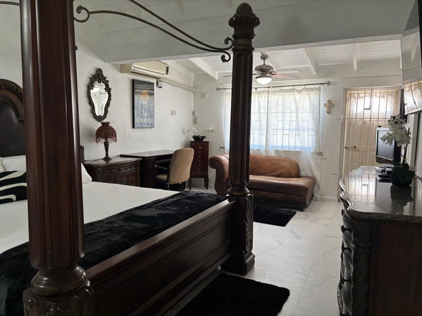 Ninth image of 12 Ravinia Terrace Kingston in Kingston 6, St. Andrew, Jamaica - property is For Rent
