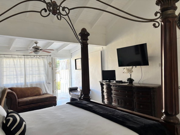 Tenth image of 12 Ravinia Terrace Kingston in Kingston 6, St. Andrew, Jamaica - property is For Rent