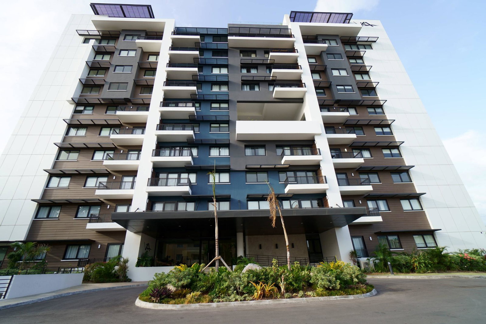 Elegant-Corner-Unit-for-Rent-at-VIA-Braemar-St.-Andrew Fourteenth image of 206-21 Braemar Avenue in Kingston 5, St. Andrew, Jamaica - property is For Rent