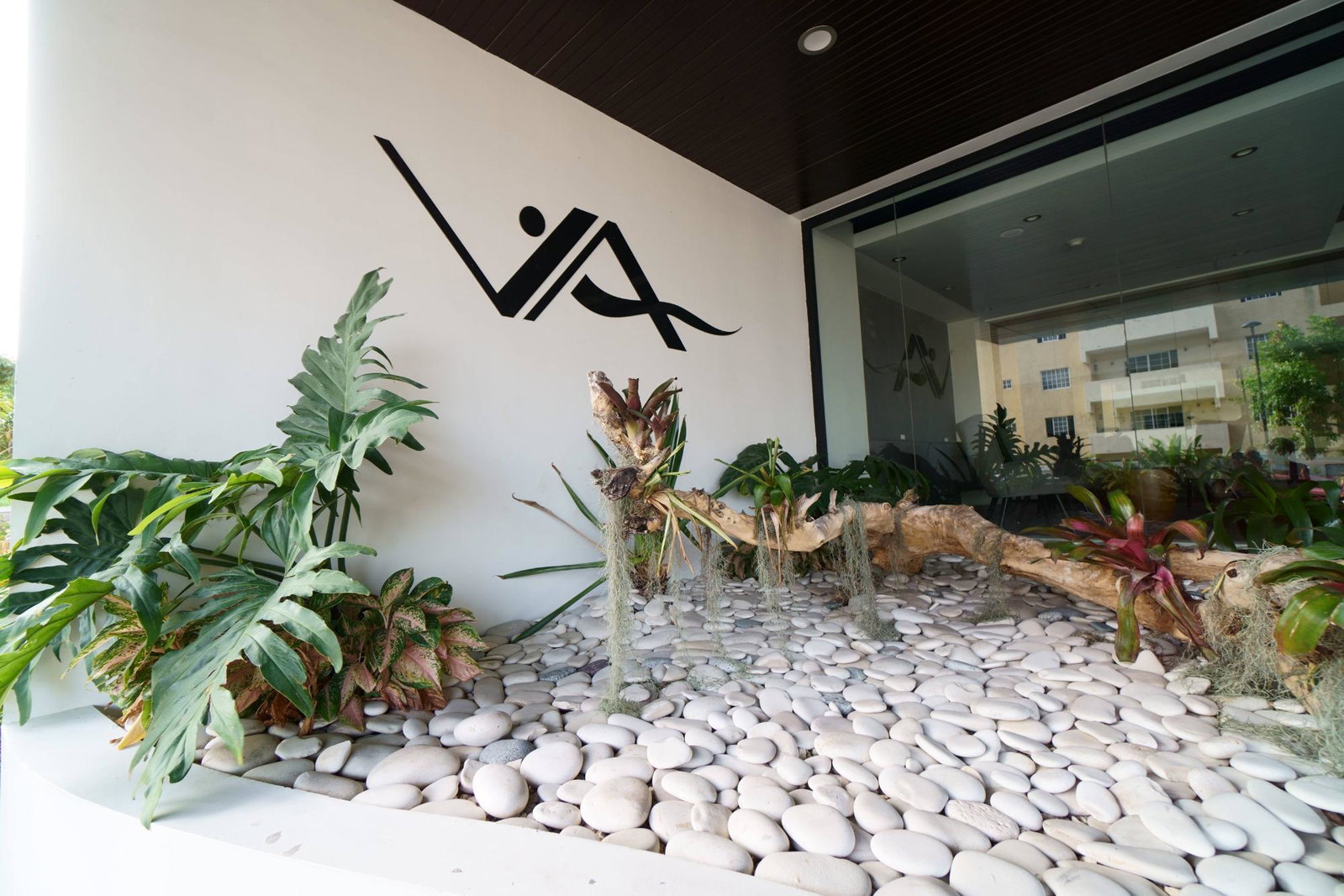 Elegant-Corner-Unit-for-Rent-at-VIA-Braemar-St.-Andrew Seventeenth image of 206-21 Braemar Avenue in Kingston 5, St. Andrew, Jamaica - property is For Rent