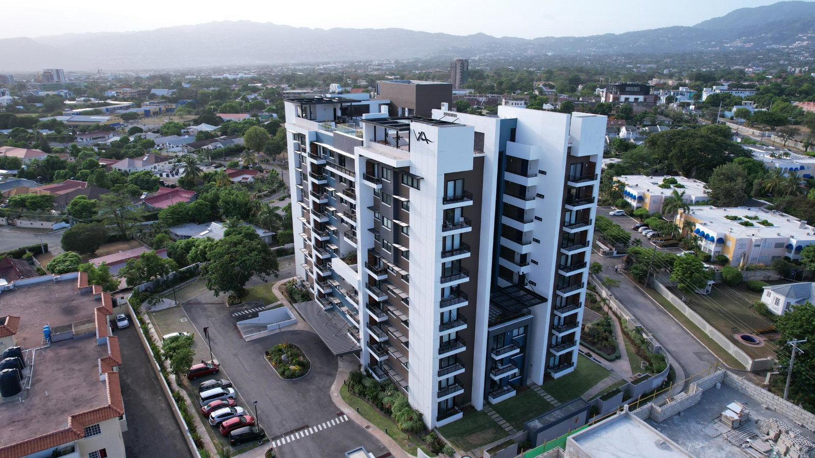 Elegant-Corner-Unit-for-Rent-at-VIA-Braemar-St.-Andrew Ninth image of 206-21 Braemar Avenue in Kingston 5, St. Andrew, Jamaica - property is For Rent