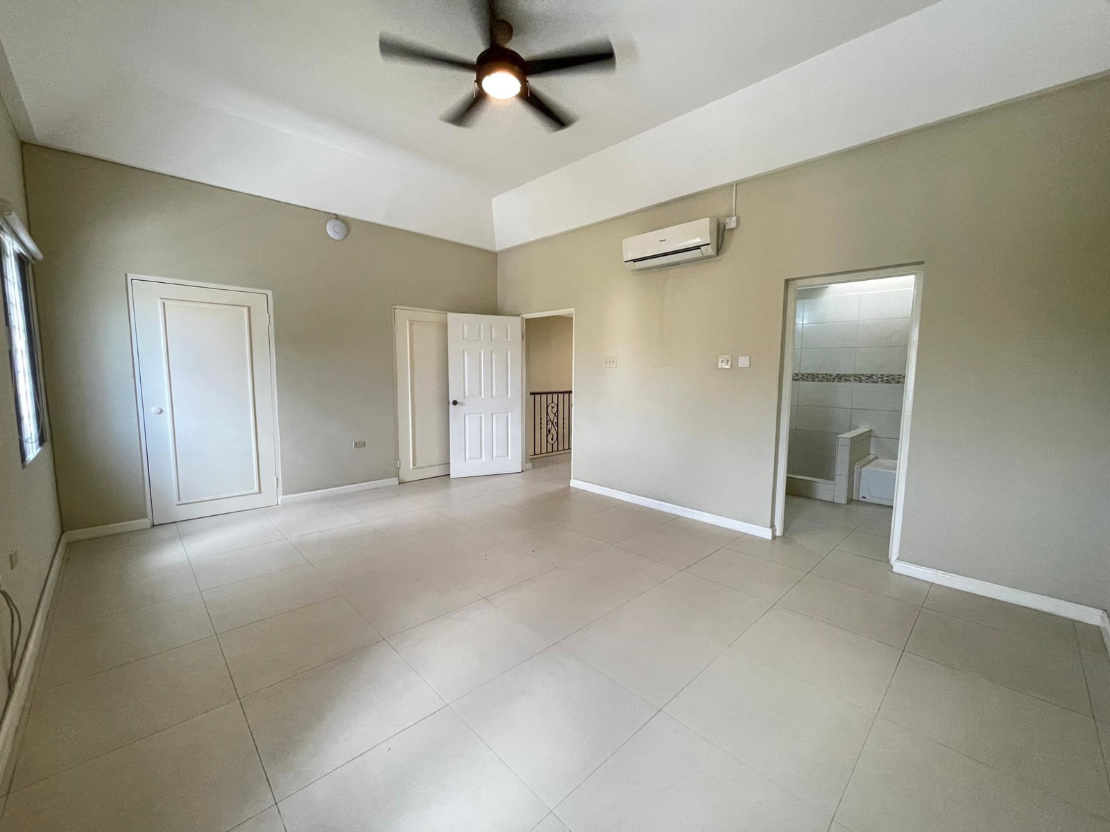 Eighteenth image of 5-55 Paddington Terrace in Kingston 6, St. Andrew, Jamaica - property is For Rent